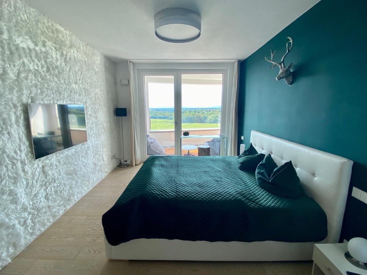 Alpen-Panorama Suite - Einzigartige Privatsuite Hoch Ueber Muenchen, 12Tes Og, Alpenblick, Loggia, Whirlpool, 15 Minuten Zum Zentrum, Ruhe Und Erholung In Der Stadt Muenchen Fuer Privat Und Geschaeftlich Reisende Экстерьер фото
